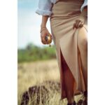 Gayathrie Instagram - NOMANSLAND by @___melwy_j___ Ft. @gayathrieshankar Production house: @roosakiproduction Cinematography: @vivekpremsingh Photography: @linsonantony_ Editing: @__premraj_ Stylist: @story_of_esther Retouch: @sujithnairphotography MUA & Hair: @martini_trucco | @rehanaps27 Designers: @___melwy_j___ and @story_of_esther (skin cult) Special thanks: @bijoy_kodur_ @mithu_siva_ @slowbharath @leyoazeem @level_2_dreamer @maya_chellakutty #fasionstatement #fasionista #nomansland #gayathrieshankar #art #kaltrevolution #art #costume