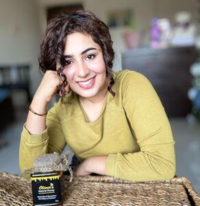 Geetika Mehandru Instagram - Multi Floral honey from the valleys of Kashmir😋

@wockoliver_remedies 

#WockOliverRemedies #ayurveda #yoga #ayurvedalifestyle #health #ayurvedalife #oliverpilesrelief #healthylifestyle #naturalremedies #naturalmedicine #wellness #naturalremedy #natural #health #organic #homeremedies #essentialoils #naturalhealing #healthylifestyle #piles #healthiswealth2022  #wockoliver #geetikamehandru
