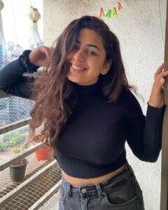 Geetika Mehandru Instagram - ☀️✨

#geetikamehandru #geetika #chotisarrdaarni #jersey