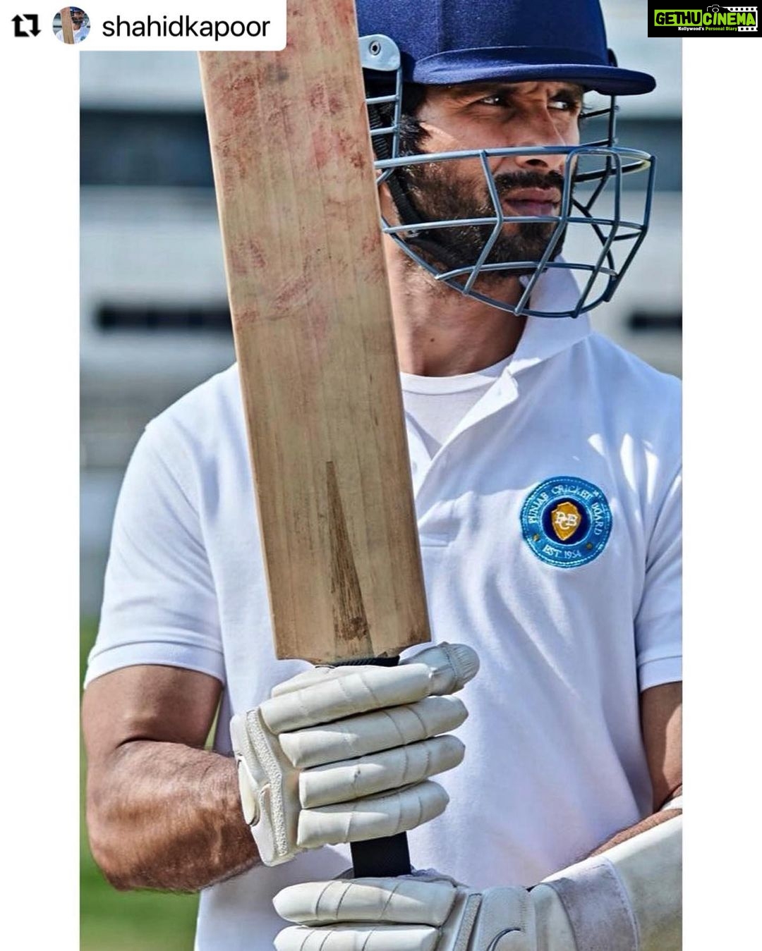 Geetika Mehandru Instagram - #Repost @shahidkapoor with @make_repost γ»γ»γ» JERSEY releasing in theatres 31st December 2021.ππ₯π€― . . . . @gowtamnaidu @shahidkapoor @mrunalthakur @amanthegill #AlluEntertainment @geethaarts #DilRajuProductions @srivenkateswaracreations @nagavansi19