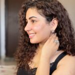 Geetika Mehandru Instagram - Do you want to know my new love? Check this out! I’m Love ❤️ "92.5 pure sterling silver with Real Swarovski stones and hallmarked inside " @designed2attract_jewels #swroski #jwellery #beautiful #checkitout #geetikamehandru