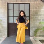 Geetika Mehandru Instagram – Finally it’s a wrap from #roohaniyat.
I personally loved having fun as #Gauri on sets. This character will always stay close to my heart.
I can’t express in words what Gauri is for me. 
You know there’s nothing that Gauri can’t handle, Gauri is equal to solutions.

My Co actors and my directors were blessing to me.
@officialkanikamann @arjunbijlani @harshit_sid @arushi.handa.official @palak.purswani @glenbarretto @ankushmohla @bansalsmita_ 
Thankyou so much for accepting me as Gauri.

Stay tuned @mxplayer for next seasons.

#roohaniyat #geetikamehandru #gauri #mxplayer #staytuned