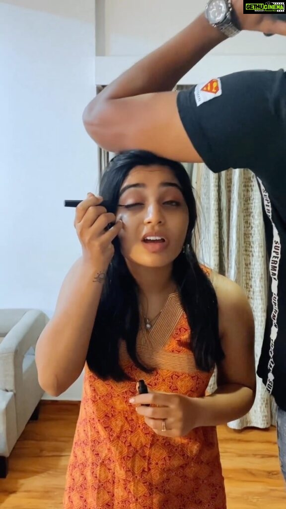 Gouri G Kishan Instagram - The daily struggles of having a tall boyfriend, poor me 😪😬 If you’re also like me, facing similar struggles, then share it with me by creating a reel with your partner using our Pyaare Pyaare song 😉♥️ Do tag @littlemissrawther and use the hashtags: #littlemissrawther #couplechallenge #tallshortcouples #tallboyshortgirl #tallgirlshortboy #pov