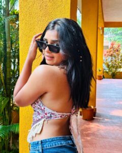 Gouri G Kishan Instagram - Suntanned not tamed 🌦️🌊
