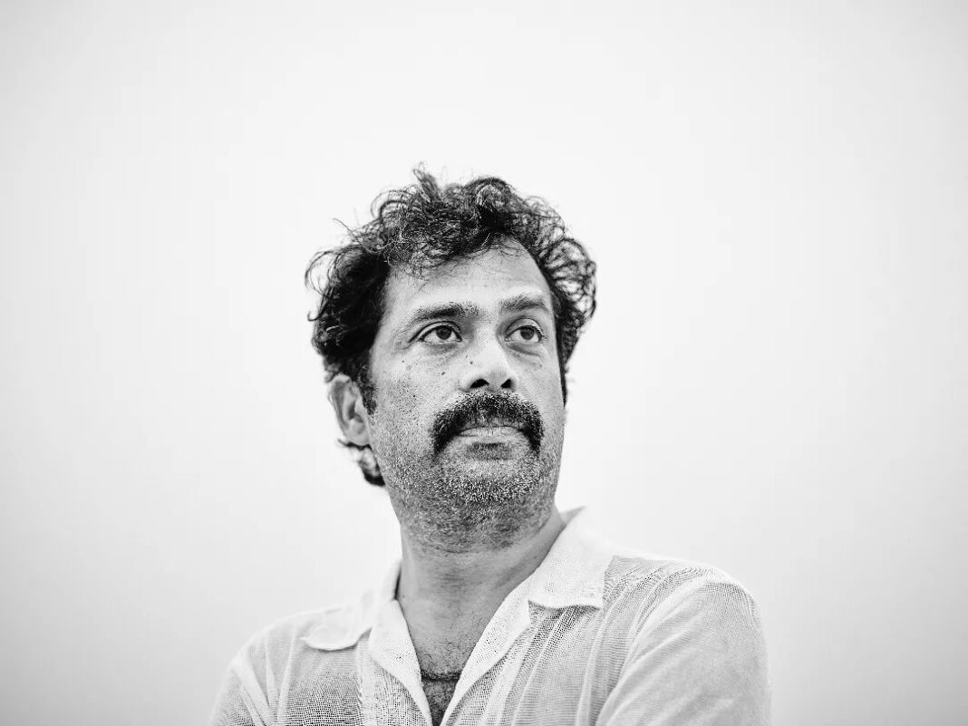 Guru Somasundaram Instagram - Today is World Mental Health day. Im thankful to each and everyone who has been with me during my tough rides. To all my koothupattarai friends who lend their ears to my night long laments. To all my colleagues who made me to feel ease in social situations. To film managers, production controllers, assistant directors who never annoyed to arrange shifting room after room when i struggle sleep depreviation. To every fellow human being who constantly impact my life in many ways. Like everyone with mental health issues im also thriving and working and willing to see the better healthy self of mine. Lets break the stereotypes around mental health and create safe space to talk as a community. Seek help when you need it💜 PC: @amirtharaj.stephen #worldmentalhealthday #mentalhealthmatters