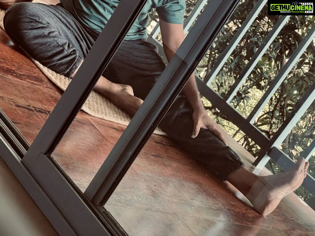 Guru Somasundaram Instagram - ✋🏽 If you judge the character; you can't play it - Alan Rickman