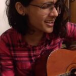 Haniya Nafisa Instagram - Reposting one of my first reels as I think it deserves more laaav🌚❤️ Neela Maalakhe - Porinju Mariyam Jose @nyla_usha @joju_george @keshavvinodofficial