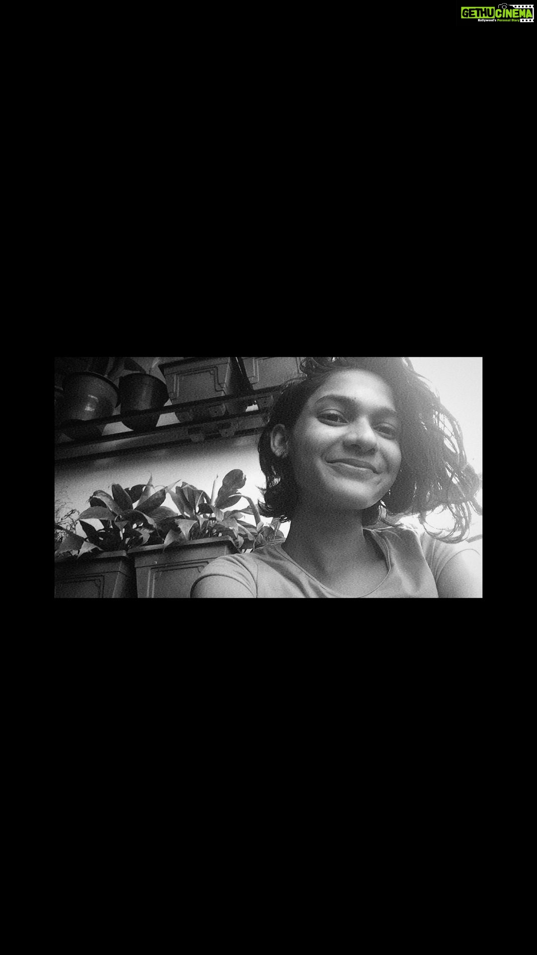 Haniya Nafisa Instagram - People seem to like this so Iโm just going to leave my quirky side over here๐๐