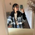 Haniya Nafisa Instagram - *RANDOM RANT* I know that I’ve been silent online for quite a long while now but I promise I’ve been working on a few of my biggest works ever and something tells me 2022 is gonna be hella eventful and life changing for me! So I’m just sitting here taking the break that I deserve and preparing myself for the next thing to work on. It was kind of exhausting and hard on me considering the fact that I was too caught up in the hustle culture feeling the constant need to be present and valid online but well, I think I’ve done enough to take a generous time off. From the last August things have been too surprising and unexpected for me and I was open to so many huge changes like travelling alone almost all the time, moving out on my own, living a limitless life, realising that I may have had a thing for acting in movies apart from being a full time independent musician, taking the decision of not wasting time on long term academic degrees and 9-5 jobs that I would’ve regretted starting out. But it wasn’t easy to take the jump directly from a school routine to a routine where I am on my own with my decisions to make every minute of the day, but to start being somebody I had dreamt of being so early into my pre-adulthood phase, I’m glad that I made the choice. To the people who have been checking on me and staying here for my music, don’t worry, I’ll be putting out more original and kind of exciting collaborative works along with kutti kutti live covers too in the coming weeks and I’m already excited💃 With all that being said, here’s a mirror selfie of me for the time being, The real ones would have probably seen this picture already but okay🌚 Comment ✨ if you’ve read up until the end so that I’ll actually know who be the real ones who spent so much time reading a stupid rant of mine😂 Okay bei