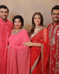 Hansika Motwani Instagram - ✨
•
•
•
•

Mata ki chowki 
Styled by - @mohitrai @aasthasharma @theweddingstyleproject_twsp Assisted by - @dishaalva Outfit - @abhinavmishra_  Jewellery- @razwada.jewels Makeup by -
@makeupbyurmikaur hair - @artistpoonamsolanki