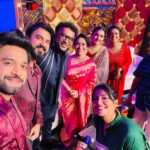 Haricharan Instagram - Was invited as a Guest on Asianet Star Singer Juniors Season 3 and I met all these amazing people on Set. I performed some of my songs in Malayalam, Tamil and Hindi. Also, The kids contesting are stars in the Making. No dearth for Talent. Watch this Launch episode on 30th Oct on Asianet #poonguzhali #stephandevassy #kailasmenon #manjari #sitharakrishnakumar #aishwaryalekshmi #sujathamohan #starsinger #asianet #shoot V.V.M Studios
