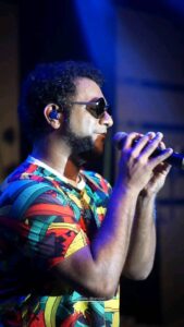 Haricharan Instagram - @haricharanmusic #haricharan #haricharansinger #haricharanmusic #haricharansongs #haricharansheshadri @trieventram @ente_trivandrum_ @trivandrum.indian @_i_ibnu @mystically_mute @nithin__jaison @_blue_labell @vaisakh_vk_ @trivianfoodie @anupama_milan @paattishtam @paattinte_lokham @paattoholic @_.paattu_petti._ @jinninte_paattupetti @paattupeedika_vibes @pattinoppam #sitharamam #sithara #sitharakrishnakumar #sitharamamsongs #sitharakrishnakumar🎤🎤 #sitharakrishnakumar❣️#neerajmadhav #malayalamcinema #malayalamsongs #malayalambgm