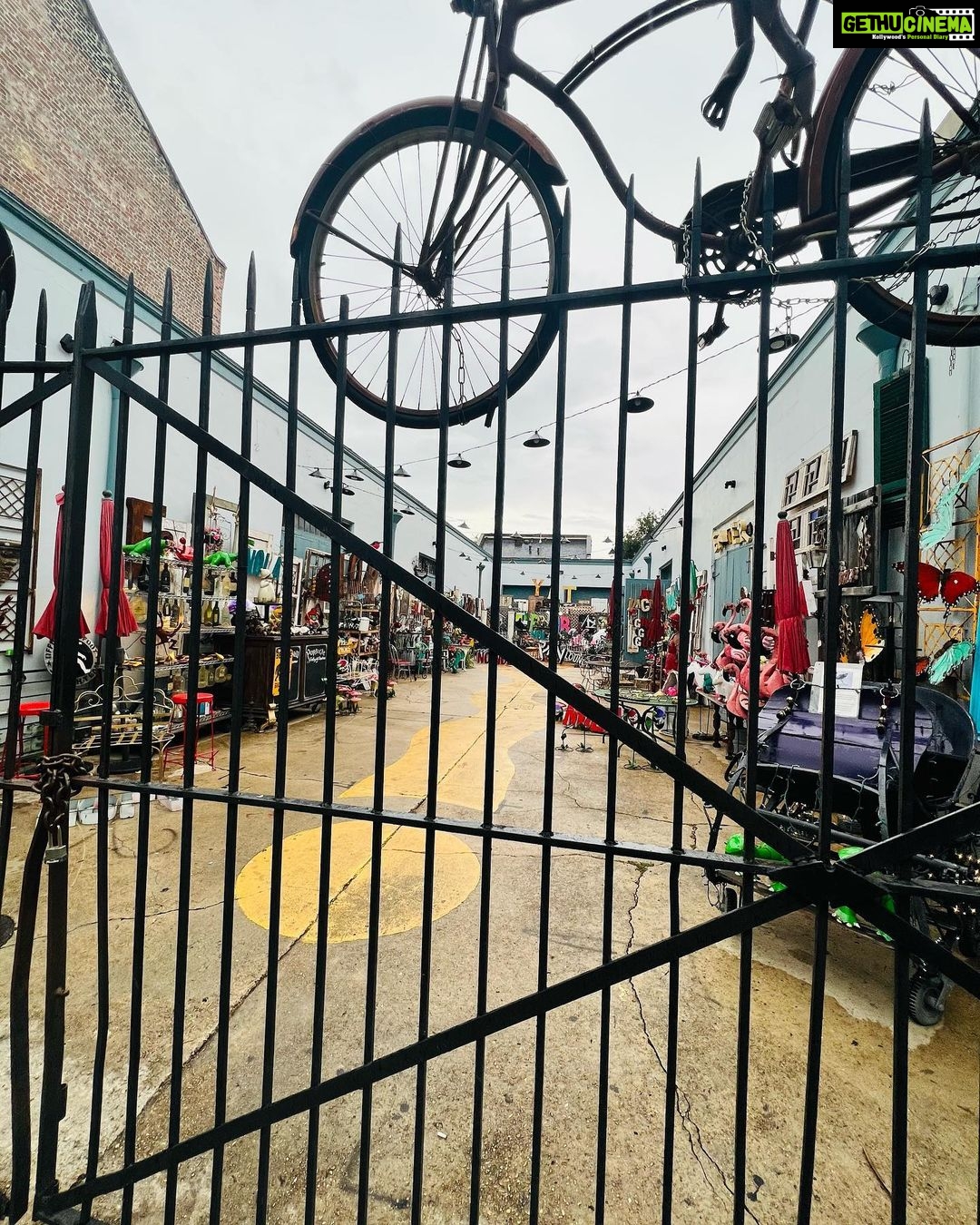 Haricharan Instagram - A Short Stop in New Orleans! Frenchmen Street