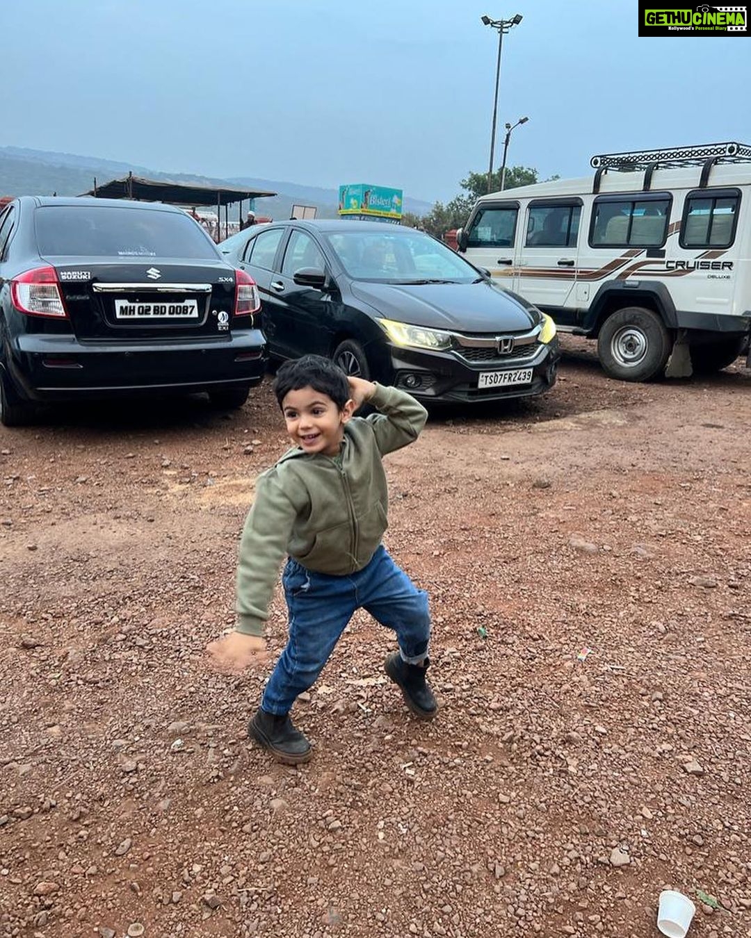Hebah Patel Instagram - I just canβt! ππππππ Mumbai, Maharashtra