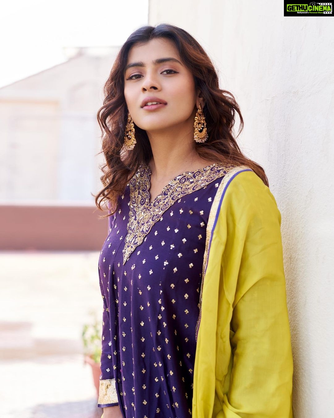 Hebah Patel Instagram - Styled by @officialanahita Outfit: @indishreelabel Shoes: @centroshoesindia Pic: @kalyanyasaswi Hyderabad