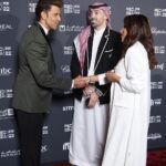 Hrithik Roshan Instagram – To be in the midst of my Film community, celebrating cinema & film making, was truly an honor. Thank you @redseafilm ❤️

@moalturki 
@jomanaalrashid
@thestellarentertainmentco 

#FilmIsEverything
#RedSeaIFF22

📸: Getty