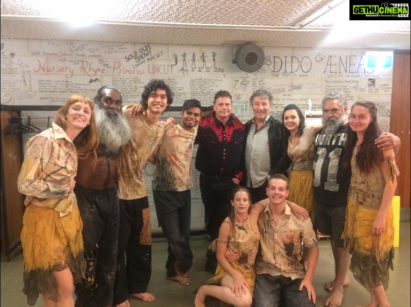Isha Sharvani Instagram - Throwback Thursdays🌟 OCHRE DANCE days with a moorditj, awesome mob of artists 🙏🏾✨🙏🏾 Sending you all love and good vibes ❤️ HAPPY THURSDAY ✌🏽