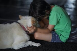 Isha Sharvani Instagram - It has been really special having Luca present for over a week while we have remounted SARI.
He and our dog snowy have brought such love, playfulness and tenderness into the studio. 

He was curious and involved through about 7 hours a day of rehearsal each day, beaming, spontaneously playing or dancing as he felt it.

He has realised the physical stamina and rigour involved in a dancers life, and his response has been to pamper me with daily foot massage.  He says his hands will heal me, I think his love and presence already has. 

Feeling blessed to be a member of a family run company which allows to process to happen. 
❤️♾️❤️ 
.
📸 @adarsh.prathap 🙏🏾
#ishasharvani #luca #motherson #thirdgeneration #dance