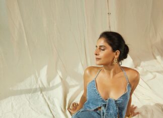 Isha Talwar Instagram - 90’s kid ! 😉 Ensemble : @dhruvkapoor Jewellery: @romanarsinghani official @mintandmilkpr @fossil.in Styled by : @studiokuko Shot by : @shannonmikhaillobo Glam : @mua_anuradharaman @kimberlyychu💄🎀