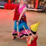 Ishika Singh Instagram - Teaching Indian garba to my little Rumpelstiltskin who refused to remove her bday hat 🎩 even after her bday lolz 😝 #rumpelstiltskin #momlife #momlove #momanddaughter #mommylovesyou #mommy #momblogger #mommylovesyou #indiandance #garbanight #garba #dandiya #dandiyanight #gujratisong #guratisinger❤️ #gujjus