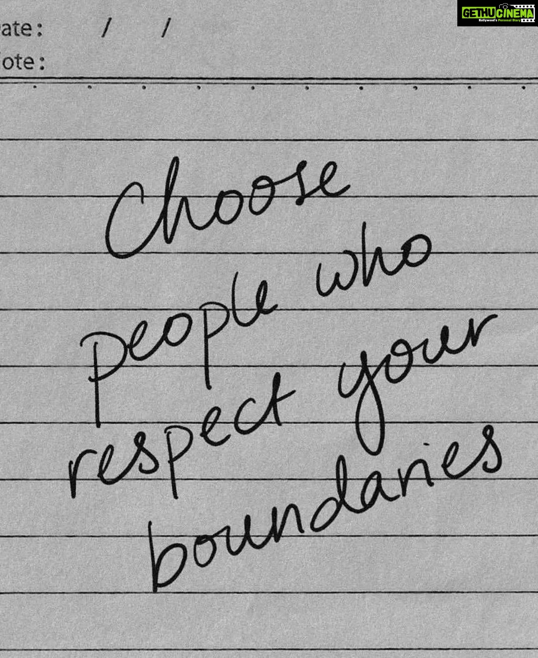Ishika Singh Instagram - Positive dairies 😇 #positivityquotes #positivityiskey #positive #positivethinking #positiveenergy #positivemindset #universe #lawofattraction #lawofpositivism
