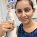 Ishika Singh Instagram - So now u guys know what’s cooking in my kitchen for dinner 🥘 #fishfry #fishcurry #fishandchips #lovefish #lovefish #lovefirstsight #fishlover #fishfry🐟 #fishfry #foodporn #foodie #foodie #foodielife #foodiesofindia #foddiemom #foodiesofinstagram #foodism #cookingfishtoday #cookingfish #cookingfishtonight #fishporn