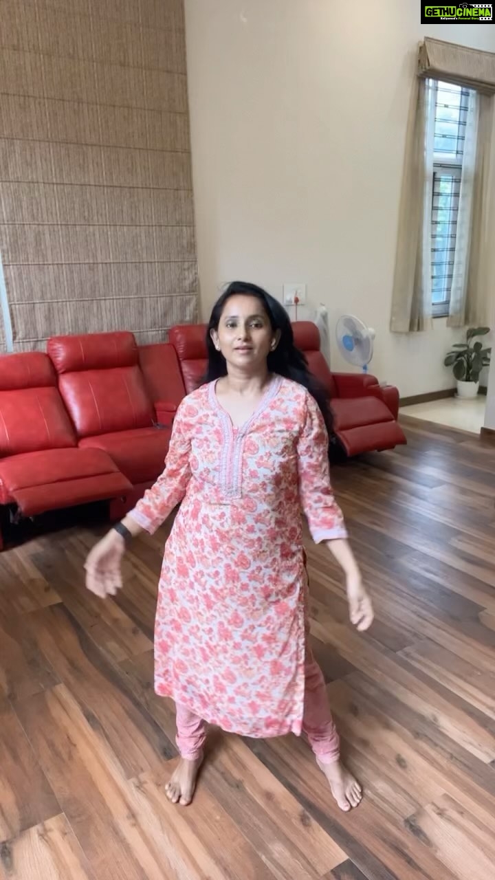 Ishika Singh - 325 Likes - The Telugu’s are back in the house .. with the song of the year !!! For the next 2-3 years this tune will be everybody’s party play list #rarareddyiamready #ranuranuantunechinado #ranuranu #reelsinstagram #reelsvideo #reelsindia #reelkarofeelkaro #reelitfeelit #reelsviral #reelvideo #dancing #dancereels #dancereels #dancevideo #dancing_is_life #dancereels #dancemoms #dancelover
