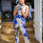 Ishita Dutta Instagram - Just showing off my liner 💙 Outfit: @gazalguptacouture Jewellery: @misho_designs Clutch: @oceana_clutches Stylist: @styledbynikinagda Asst.: @esha_baldota