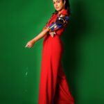 Ishita Dutta Instagram – #Drishyam2 Promotion ❤️

Wearing @minisondhiofficial 
Styled by @styledbynikinagda 
Asst @esha_baldota 

Rings @avior.jewels
@viralmantra

Hair makeup @mansiiksangwan 
📸 @pygupta