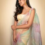 Ishita Dutta Instagram - Falling in love ❤️❤️❤️ With myself 😝 Styled by @natashaabothra Team @priyankaa.a_91 @mausmi_mitra_ @Teamnatashaabothra Outfit @picchika Jewellery @mozaati Makeup @makeupbyheenal Hairstylist @yashdeeps7 Photographer @ashish_ojha_photography