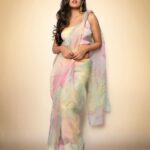 Ishita Dutta Instagram - Falling in love ❤️❤️❤️ With myself 😝 Styled by @natashaabothra Team @priyankaa.a_91 @mausmi_mitra_ @Teamnatashaabothra Outfit @picchika Jewellery @mozaati Makeup @makeupbyheenal Hairstylist @yashdeeps7 Photographer @ashish_ojha_photography