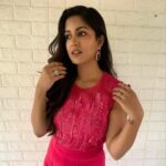 Ishita Dutta Instagram – #pinkyinpink😝 

Outfit: @pocketstoriesofficial
Jewellery: @mozaati
Stylist: @styledbynikinagda
Photographer: @ajitredekar