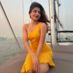 Iswarya Menon Instagram – 💛