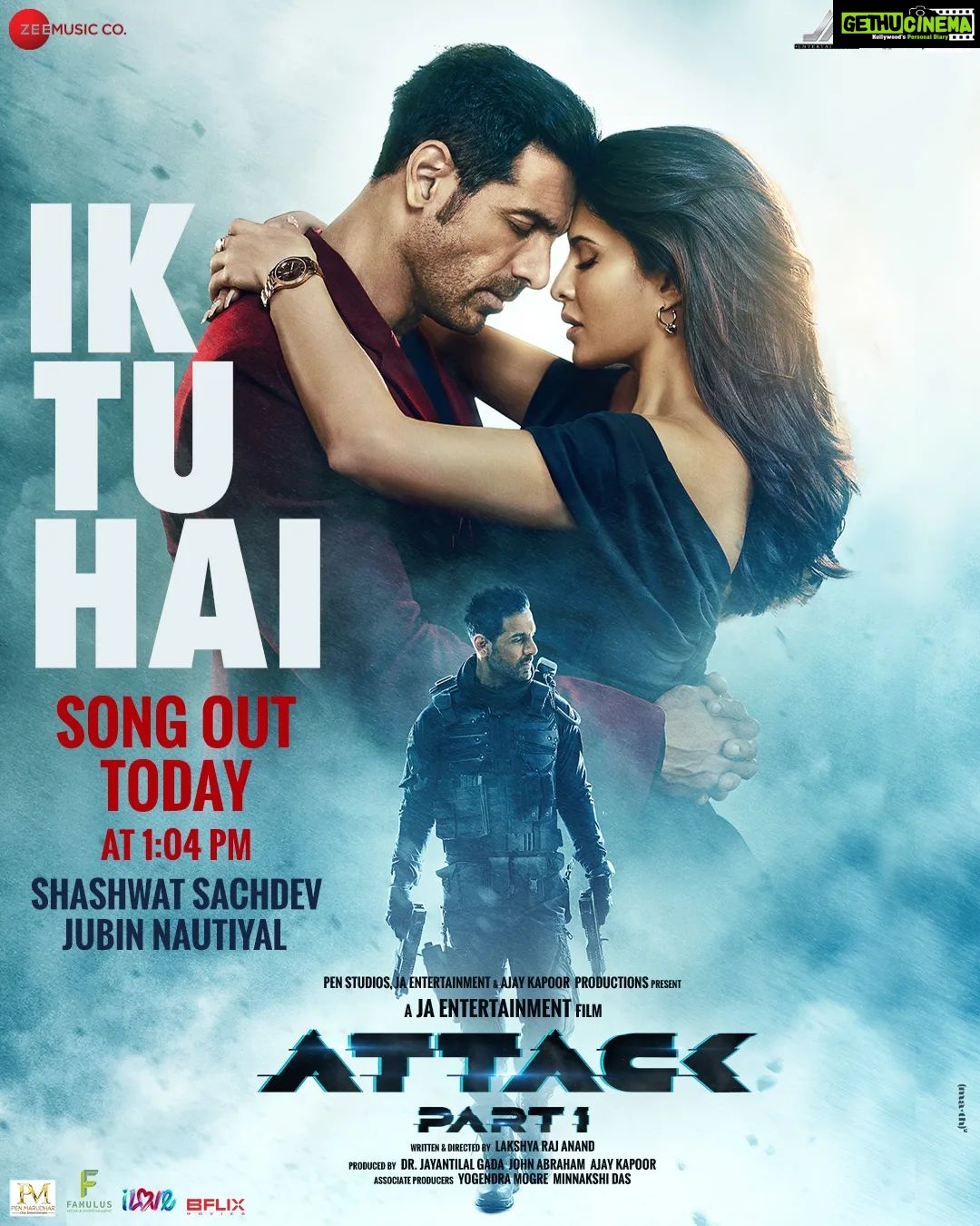 John Abraham Instagram - An unbreakable vow to stay together in love and war ❤️ #IkTuHai song out today! #Attack - Part 1 releasing in cinemas worldwide on 1.04.22 @lakshyarajanand @rakulpreet @jacquelinef143 #RatnaPathakShah @joinprakashraj @jayantilalgadaofficial @ajay_kapoor_ @yogendramogre @minnakshidas @sumit_batheja @thevishalkapoor @shashwatology @jubin_nautiyal @kumaarofficial @penmovies @johnabrahament @ajaykapoorproductions @zeemusiccompany @moviegoers_entertainment