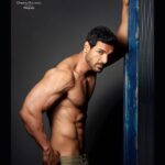 John Abraham Instagram - 💎 It’s Not Just About How You Look, How You Feel Is 10 Times More Important! @thejohnabraham 📸 Photography @dabbooratnani Assisted By @manishadratnani Makeup Venky Hair @prerna2510 Team JA @minnakshidas Production @dabbooratnanistudio #dabbooratnani #johnabraham #dabbooratnaniphotography #dabbooratnanicalendar Dabboo Ratnani Photography