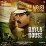 John Abraham Instagram - Izzat... Farz... Desh... Sab ek chutki mein dhuan...⁣ ⁣ #KnowTheTruth #BatlaHouseOn15Aug ⁣ ⁣ ⁣ @mrunalofficial2016 #RaviKishan @nikkhiladvani @writish1 @tseriesfilms @its_bhushankumar @divyakhoslakumar #KrishanKumar @emmayentertainment @onlyemmay @madhubhojwani @minnakshidas @sanyukthac @johnabrahament @bakemycakefilms @sandeep_leyzell @shobhnayadav @panorama_studios #APMP @anandpandit @anandpanditmotionpicture