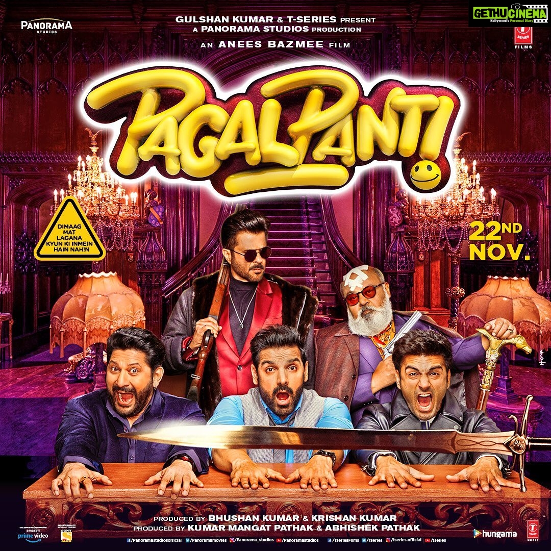 John Abraham Instagram - Inki daal mein hamesha kuch kaala hota hai 😜 Their #PagalpantiMoments are crazy, what’s yours? . . @aneesbazmee @anilskapoor @arshad_warsi @pulkitsamrat @ileana_official @kriti.kharbanda @urvashirautela @saurabhshuklafilms @bhushankumar @kumarmangatpathak @abhishekpathakk @tseriesfilms @tseries.official @panorama_studios