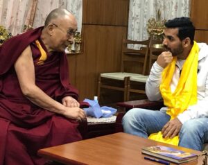 John Abraham Instagram - The closest that I've ever got to spirituality has been in the presence of his holiness the @dalailama . .
.
.
.
.
#thedalailama #dalailama #spirituality #johnabraham #ja #jaentertainment