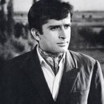 John Abraham Instagram – ‪For someone who grew up seeing you every day, opposite my dad’s office, your kind words and gestures influenced me so positively as a child. You will always be remembered, sir. Totally broken. RIP.. ‬
.
.
.
.
.
.
‪#RIPShashiKapoor ‬#shashikapoor #legend