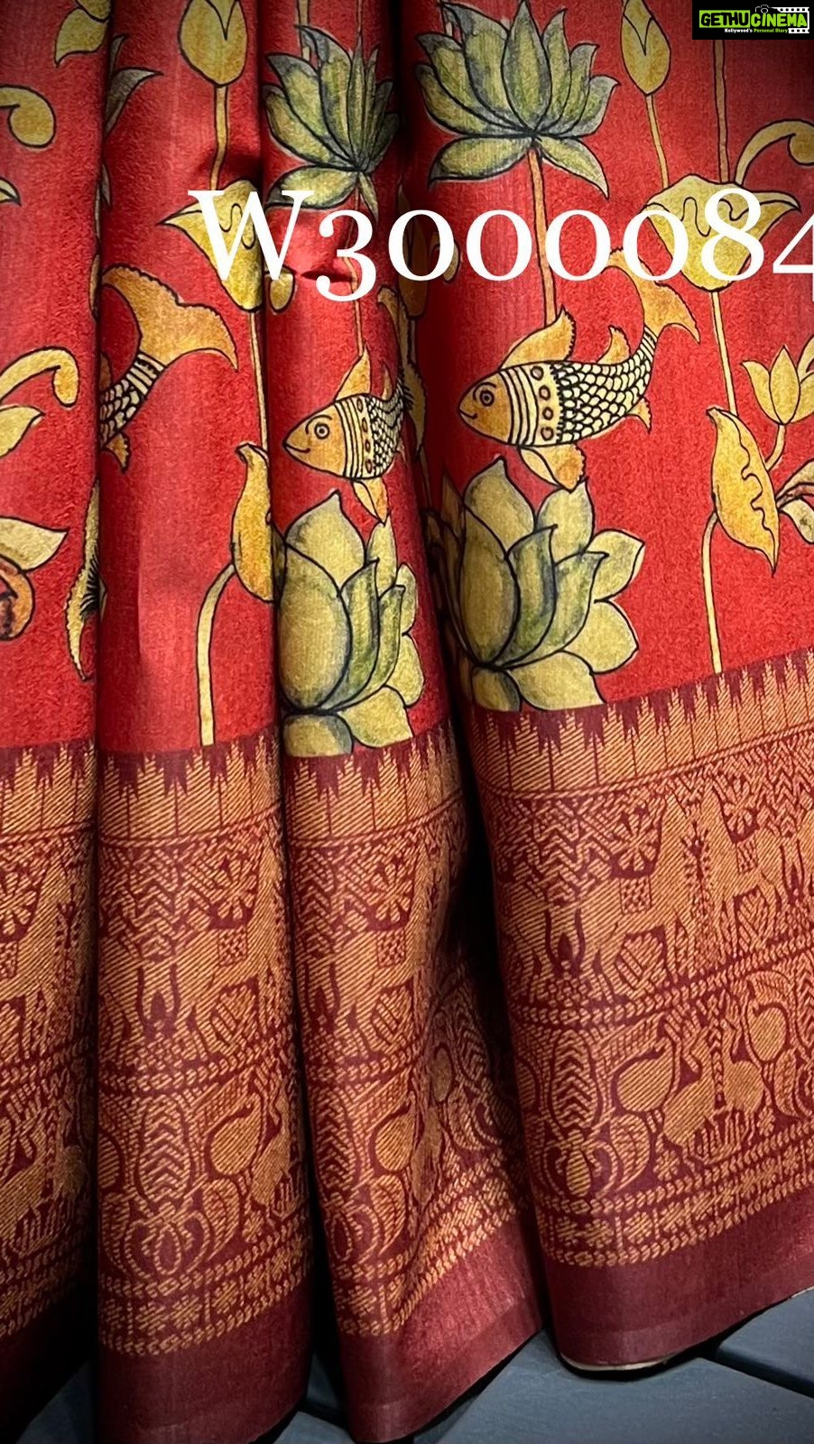 Joy Crizildaa Instagram - To place an order Kindly DM ! ❤️ Disclaimer : color may appear slightly different due to photography No exchange or return Unpacking video must for any sort of damage complaints Threads here and there, missing threads,colour smudges are not considered as damage as they are the result in hand woven sarees.