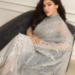 Kangna Sharma Instagram - A saree always makes you stand out in the crowd.❤️ Photograper- @faizialiphotography Makeup- @makeup_asfaque Hair- @nirali_soni_hairandmakeup Kangnasharma16 #beauty #actor #singer #instafamous #likeforlikes #likesforlike #reelsinstagram #reelkrofeelkro #posing