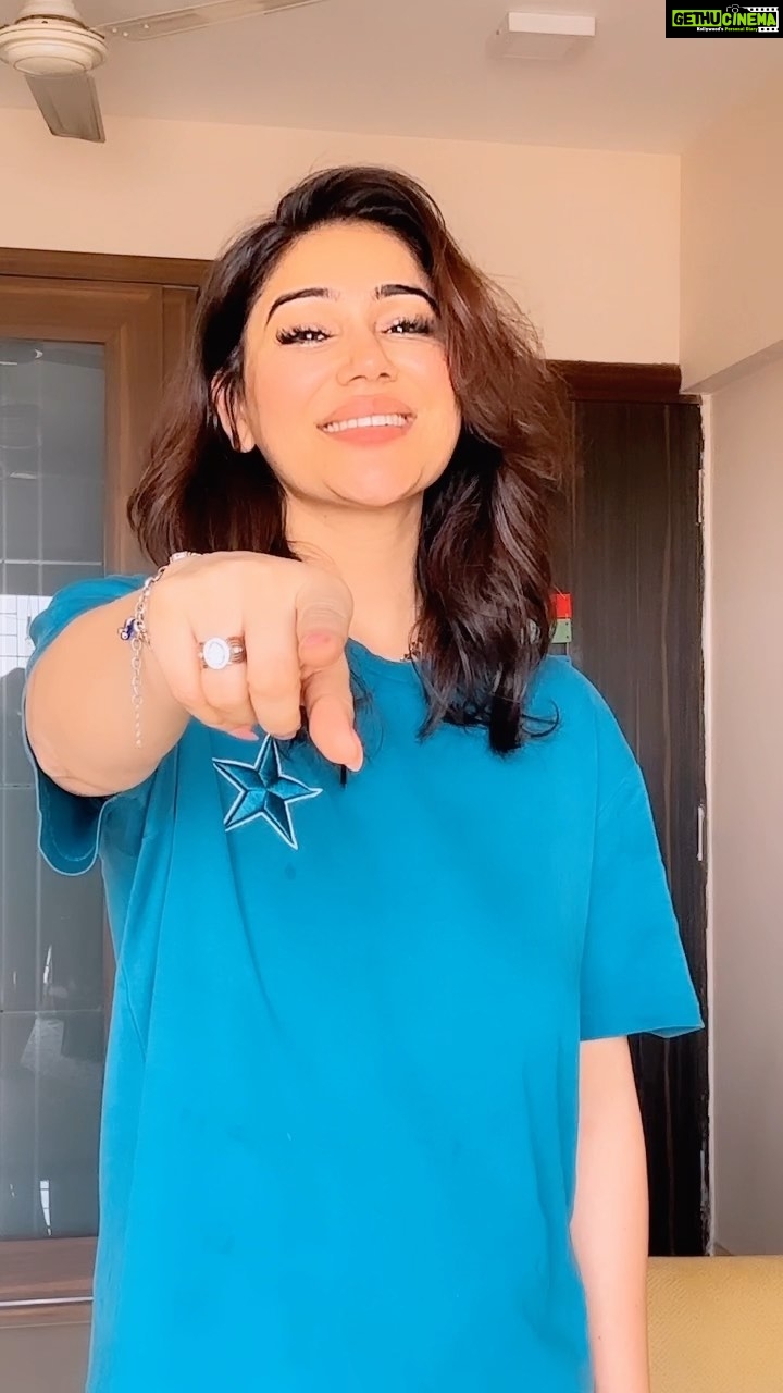 Kangna Sharma Instagram - 🫣Random , Might Delete Later 👋