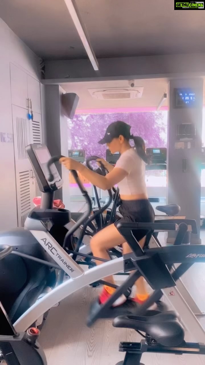 Kangna Sharma Instagram - I am proud of the Woman I am Becoming,My Mind set Has Changed , My Priorities has Changed ,My taste Is Changed , My tolerance has Changed , I am evolving , Woud Give my 100%in everything π₯ @slg.fitness