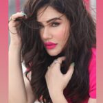Kangna Sharma Instagram - Comes In One Colour PINK❤️ Photograper- @rohangandotraphotographer MUA - @makeup_asfaque