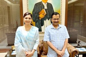 Kangna Sharma Instagram - आज हिंदुस्तान के सर्वश्रेष्ठ मुख्यमंत्री माननीय श्री अरविंद केजरीवाल जी से मिलकर बहुत खुशी हुई व जीवन मे आगे बढ़ने का मार्गदर्शन मिला। कंगना शर्मा बॉलीवुड अभिनेत्री व नेत्री आम आदमी पार्टी हरियाणा @arvindkejriwal @anurag_dhanda