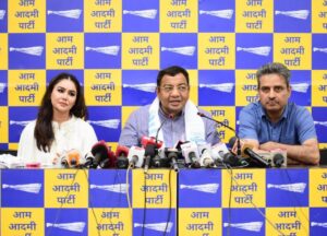 Kangna Sharma Instagram - Thanku Everyone For the Love and Support Of All And I wish To be Blessed For This New Journey With The same .
@arvindkejriwal @drsushilkrgupta @aamaadmiparty @aamaadmipartyharyana__