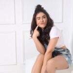 Kangna Sharma Instagram - photography by - @faizialiphotography MUA - @makeup_asfaque