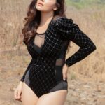 Kangna Sharma Instagram - Elegance & Class Makes a Women “ Perfect blend of Beauty “