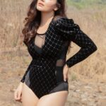 Kangna Sharma Instagram – Elegance & Class Makes a Women “ Perfect blend of Beauty “