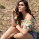 Kangna Sharma Instagram - Helo Sunday 🌺🌺🌺 @ilmanaazphotography1